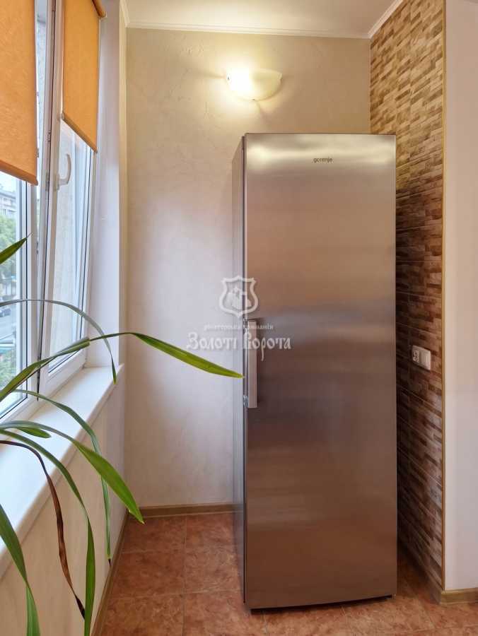 Продажа 3-комнатной квартиры 107.9 м², Павла Тычины ул., Чубинського, 3