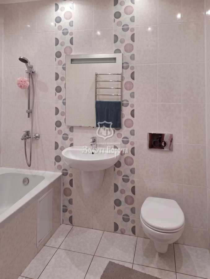 Продажа 3-комнатной квартиры 107.9 м², Павла Тычины ул., Чубинського, 3