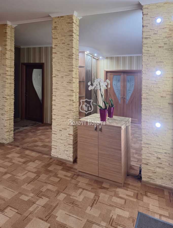 Продажа 3-комнатной квартиры 107.9 м², Павла Тычины ул., Чубинського, 3