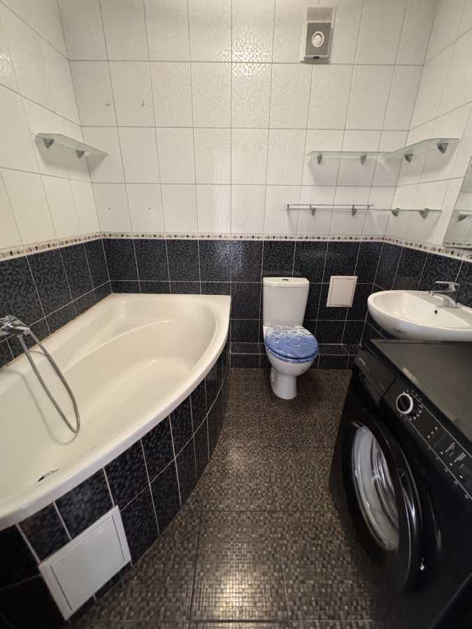 Продажа 1-комнатной квартиры 43.7 м², Боголюбова ул., 14