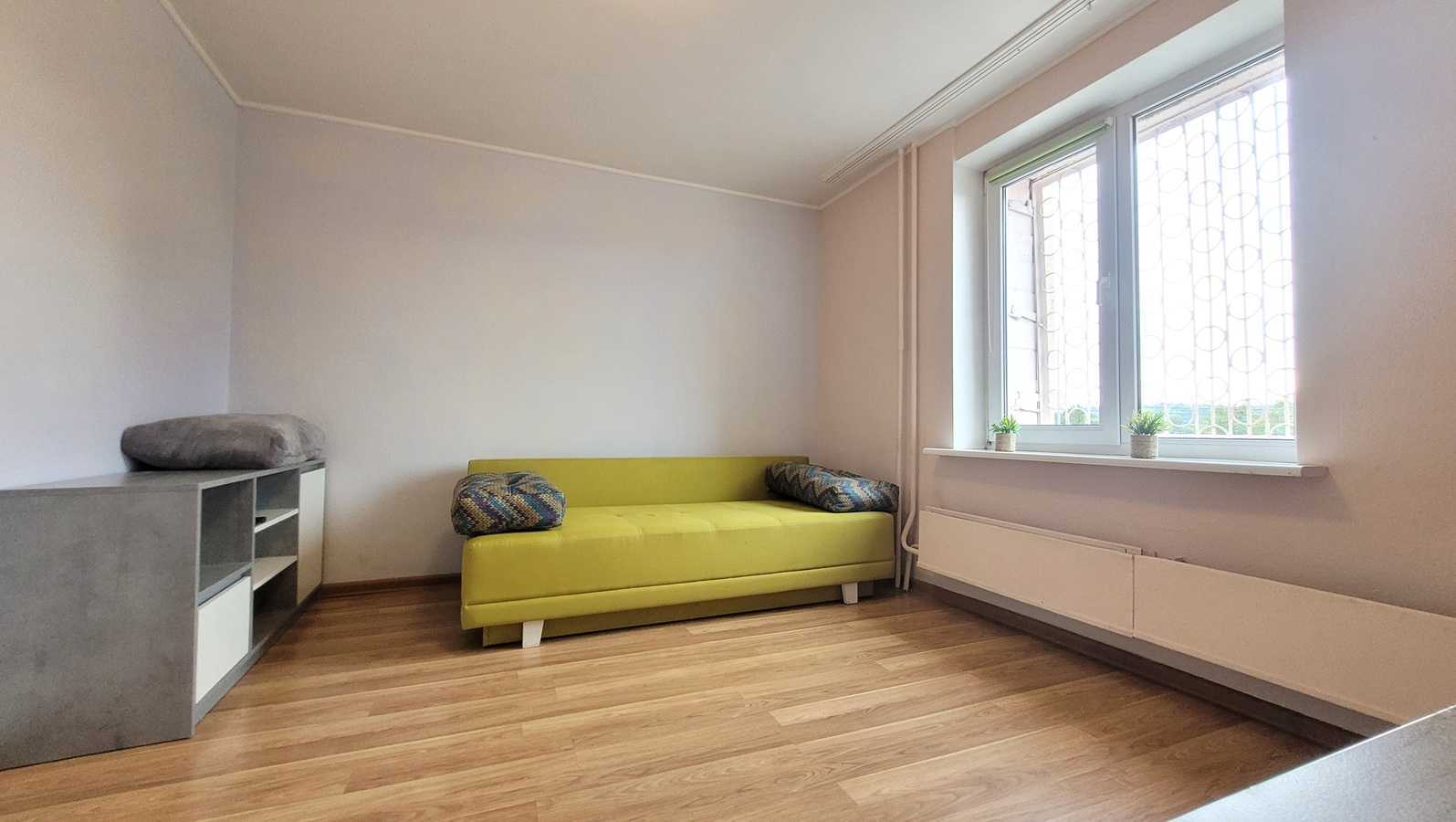 Продажа 3-комнатной квартиры 70 м², Днепровская наб., 13