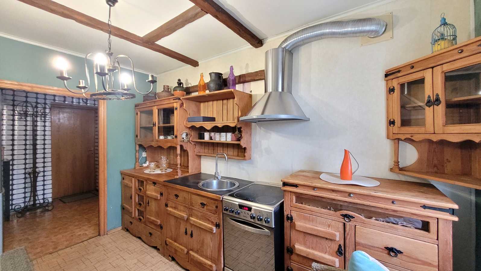 Продажа 3-комнатной квартиры 70 м², Днепровская наб., 13