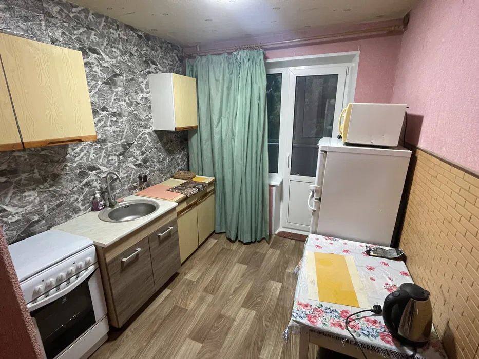 Аренда 1-комнатной квартиры 40 м², Александра Поля просп.