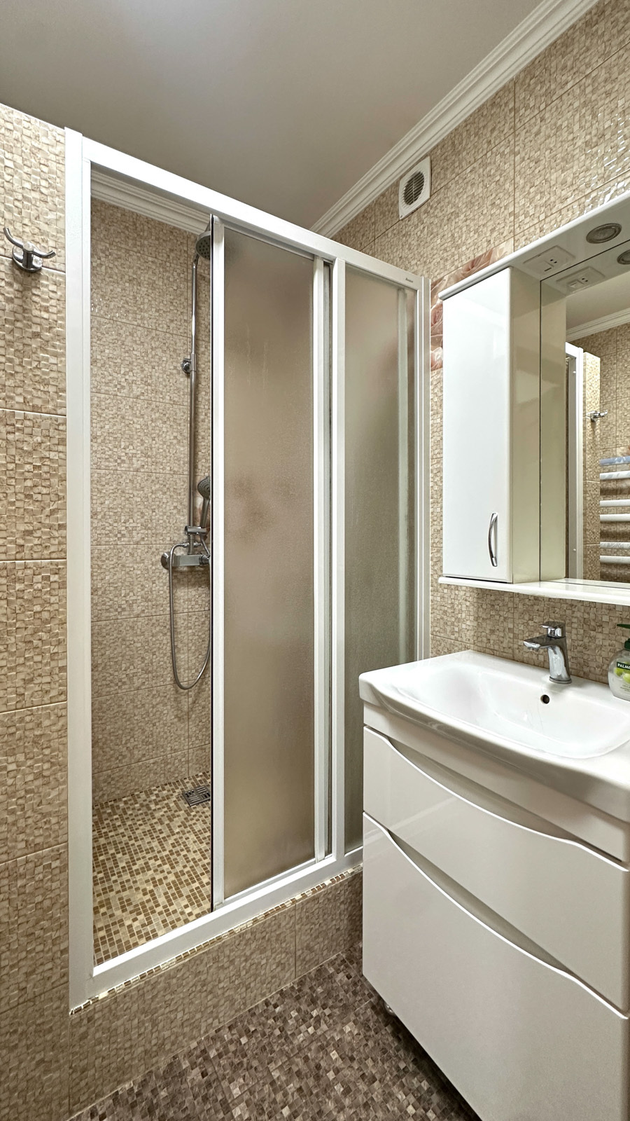 Продаж 1-кімнатної квартири 46 м², Солом'янська вул., 20В