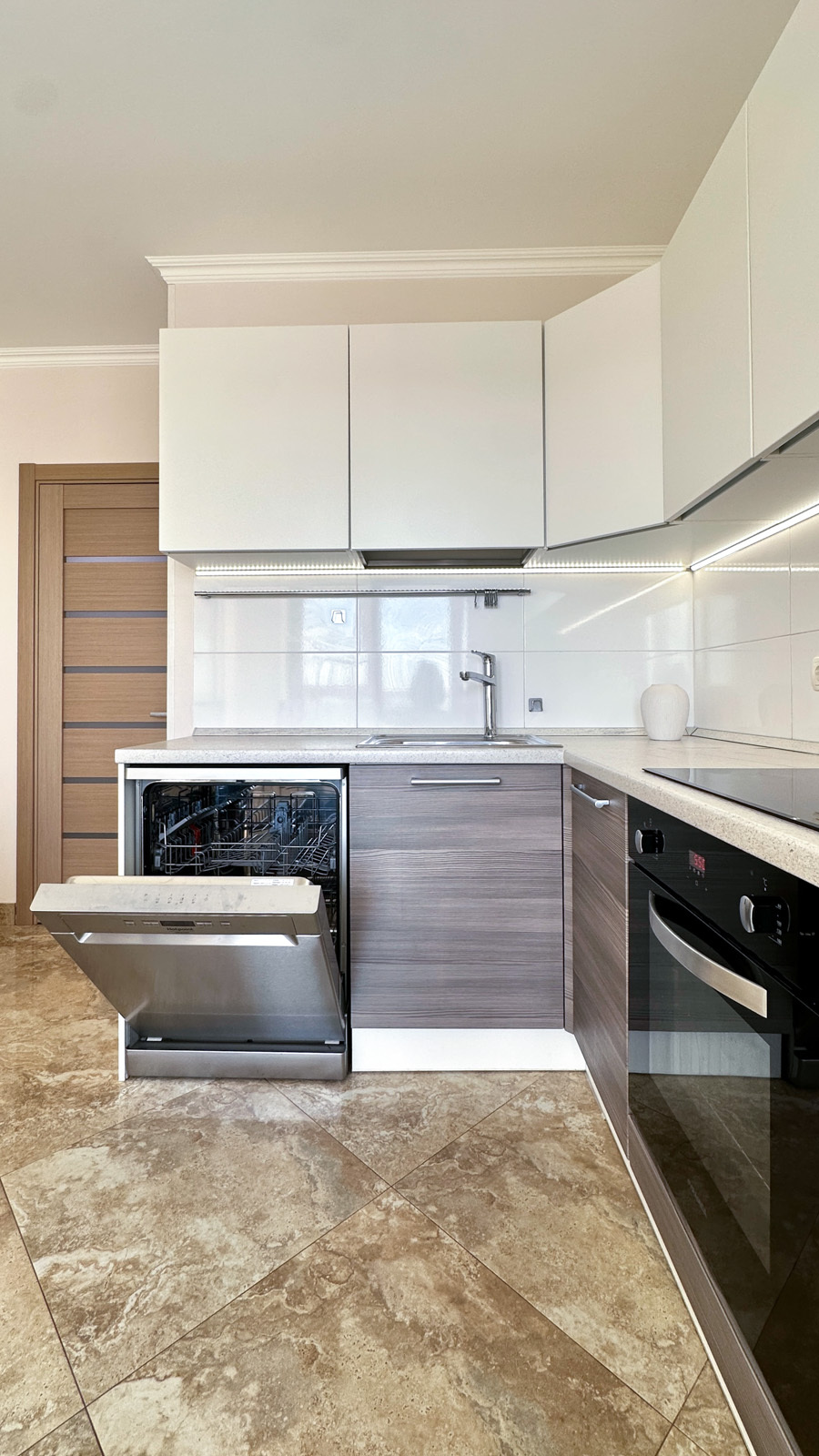 Продаж 1-кімнатної квартири 46 м², Солом'янська вул., 20В