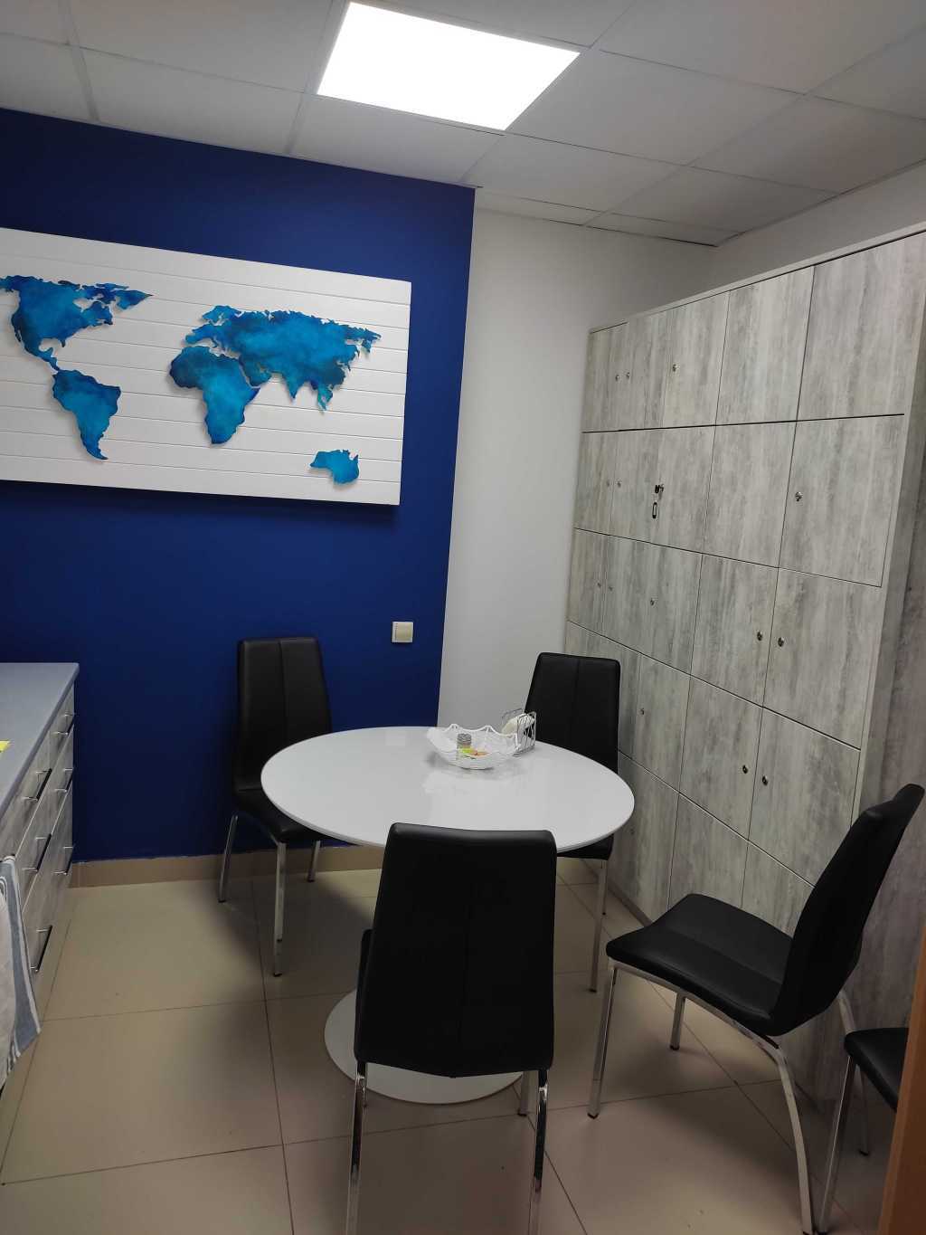 Оренда офісу 215 м², Євгена Сверстюка вул., 11