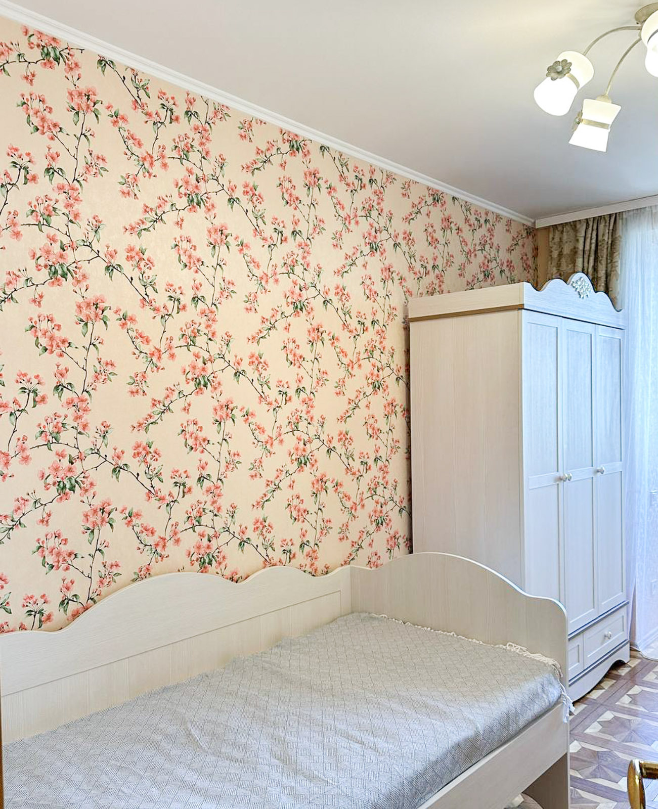 Продажа 3-комнатной квартиры 97 м², Драгоманова ул., 31В