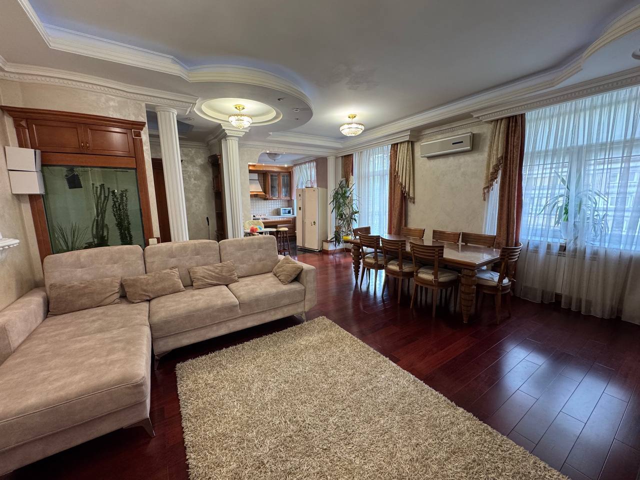 Аренда 4-комнатной квартиры 140 м², Большая Васильковская ул., 71