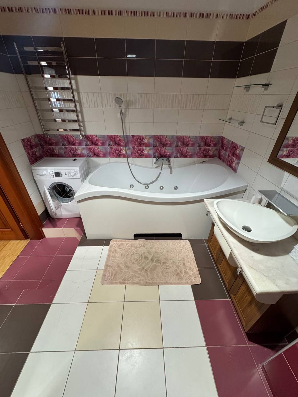 Аренда 4-комнатной квартиры 140 м², Большая Васильковская ул., 71