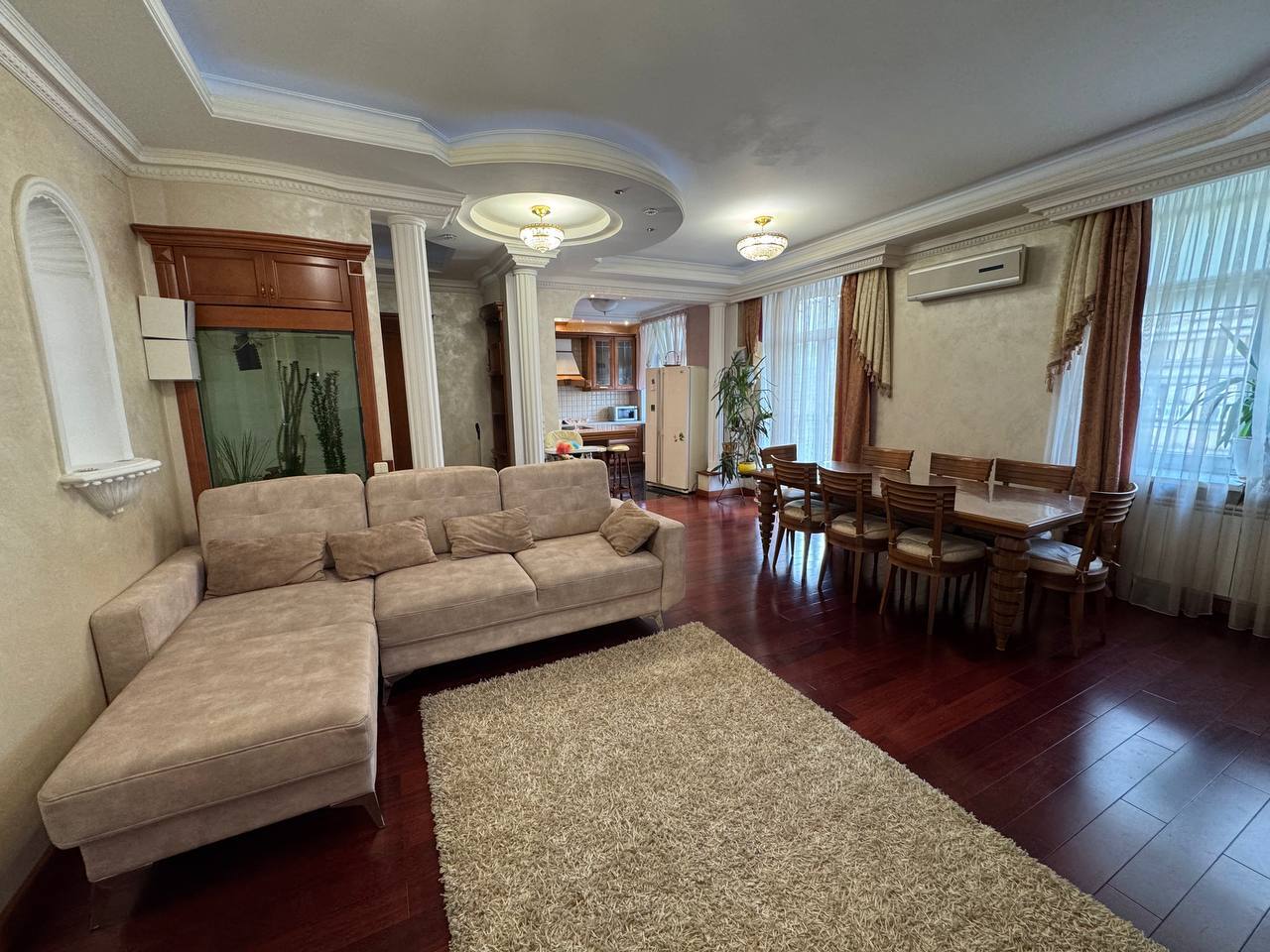 Аренда 4-комнатной квартиры 140 м², Большая Васильковская ул., 71