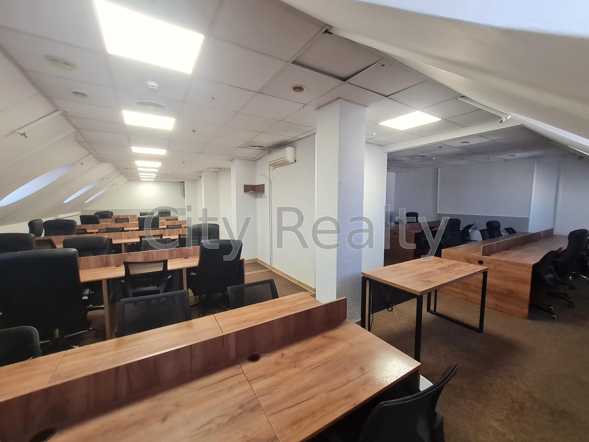 Оренда офісу 430 м², Петра Сагайдачного вул., 25Б