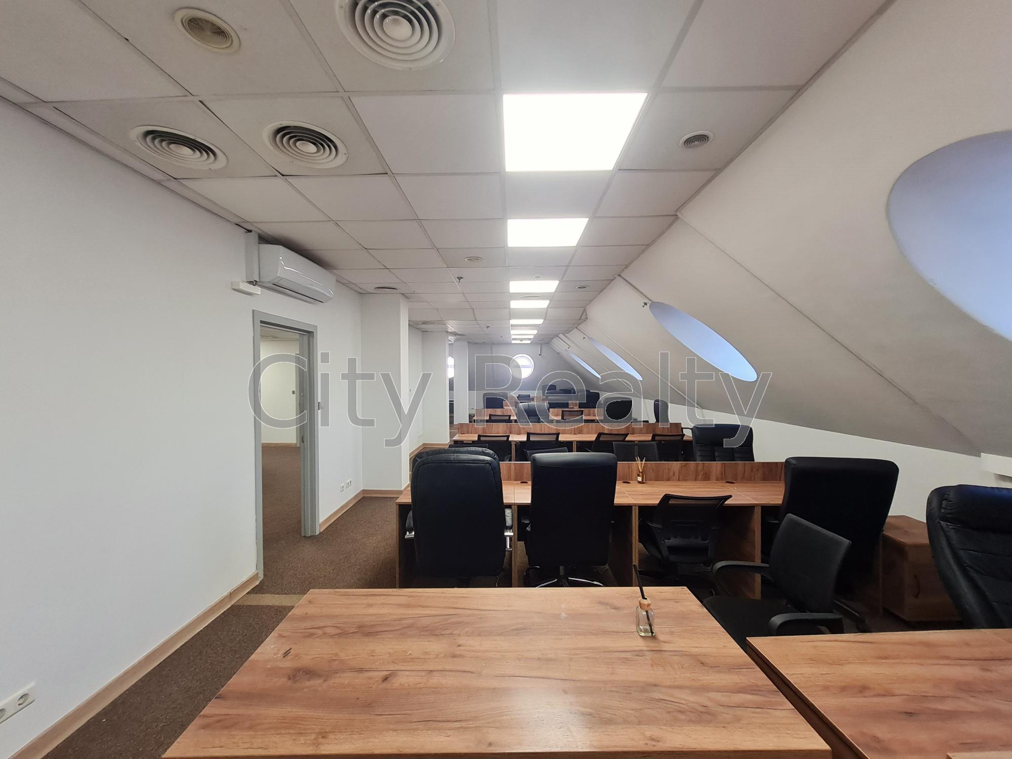 Оренда офісу 430 м², Петра Сагайдачного вул., 25Б