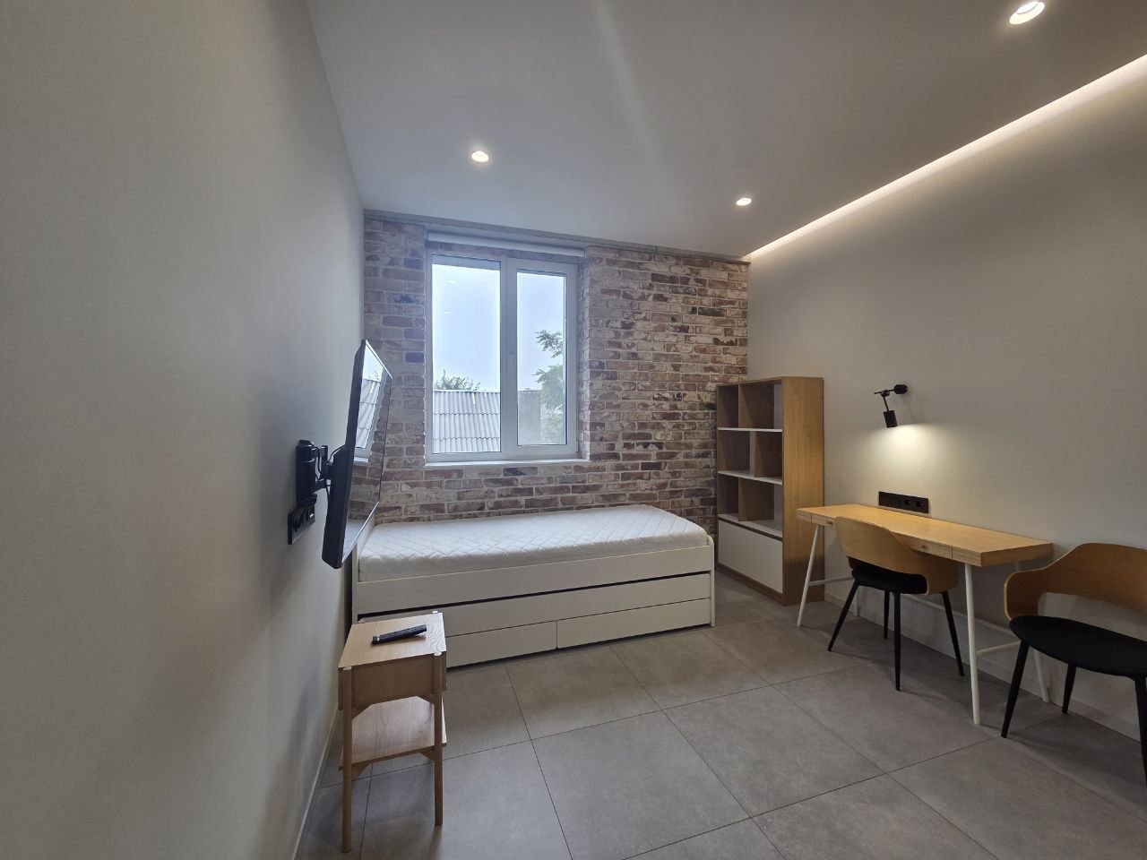 Аренда 4-комнатной квартиры 114 м², Сечевых Стрельцов ул.