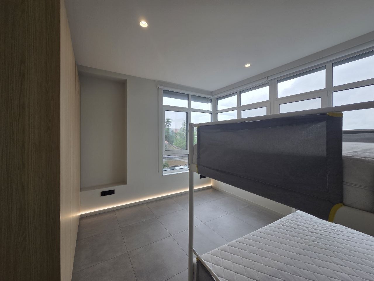 Аренда 4-комнатной квартиры 114 м², Сечевых Стрельцов ул.