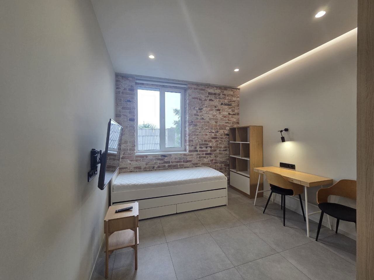 Аренда 4-комнатной квартиры 114 м², Сечевых Стрельцов ул.