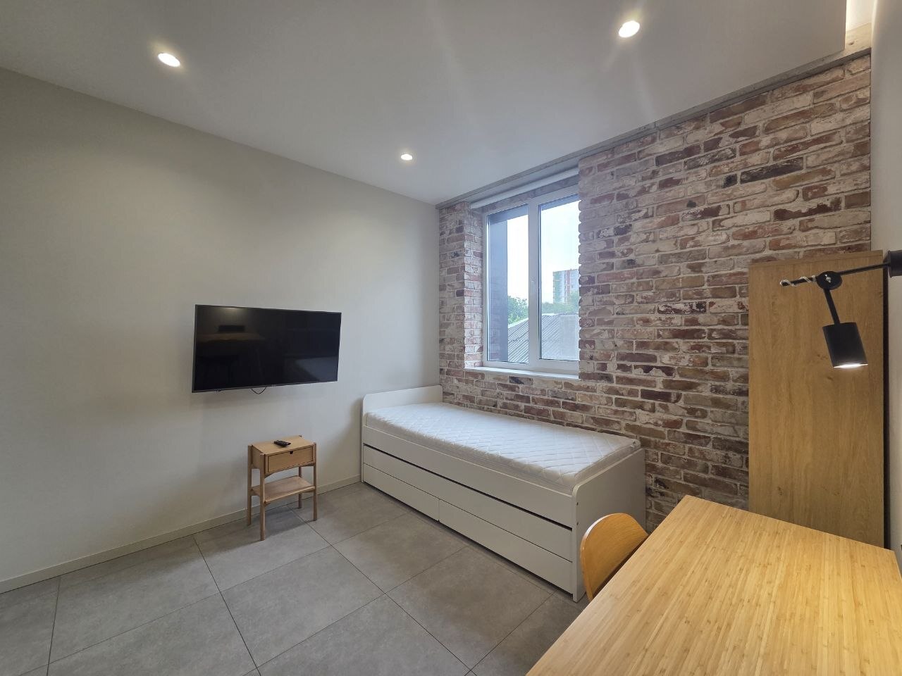Аренда 4-комнатной квартиры 114 м², Сечевых Стрельцов ул.