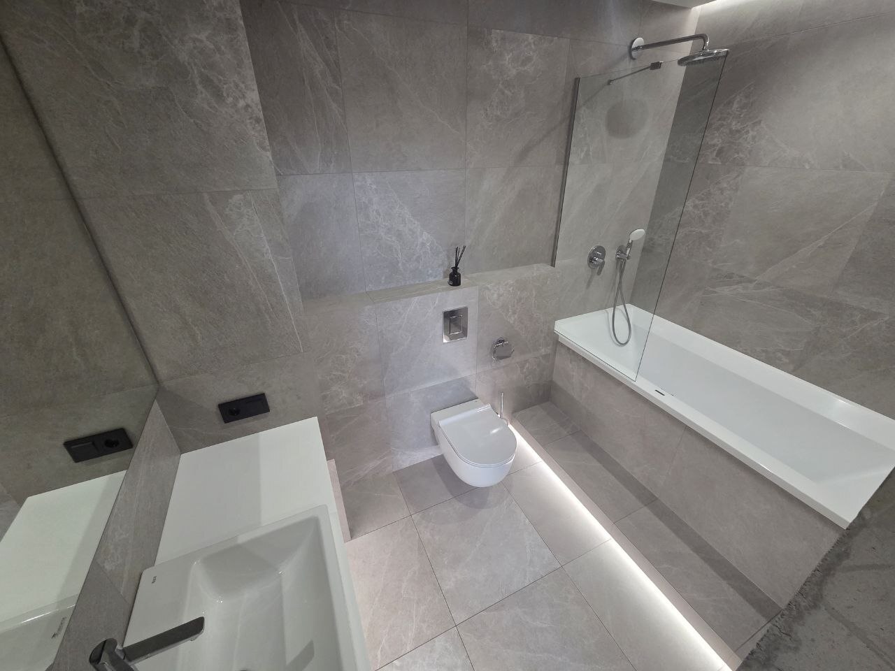 Аренда 4-комнатной квартиры 114 м², Сечевых Стрельцов ул.
