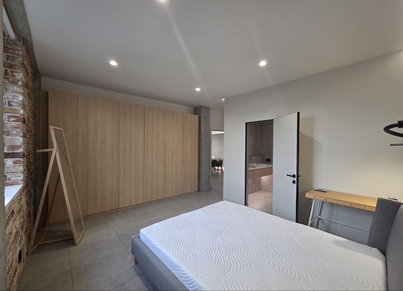 Аренда 4-комнатной квартиры 114 м², Сечевых Стрельцов ул.