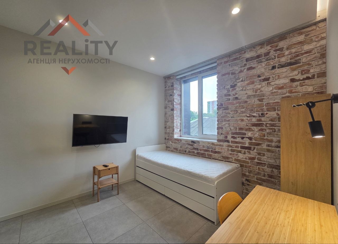 Аренда 4-комнатной квартиры 114 м², Сечевых Стрельцов ул.