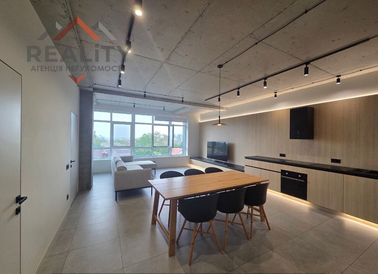 Аренда 4-комнатной квартиры 114 м², Сечевых Стрельцов ул.