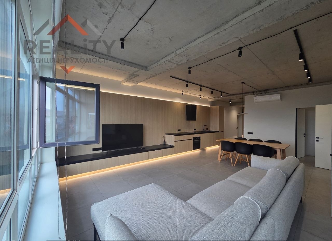 Аренда 4-комнатной квартиры 114 м², Сечевых Стрельцов ул.