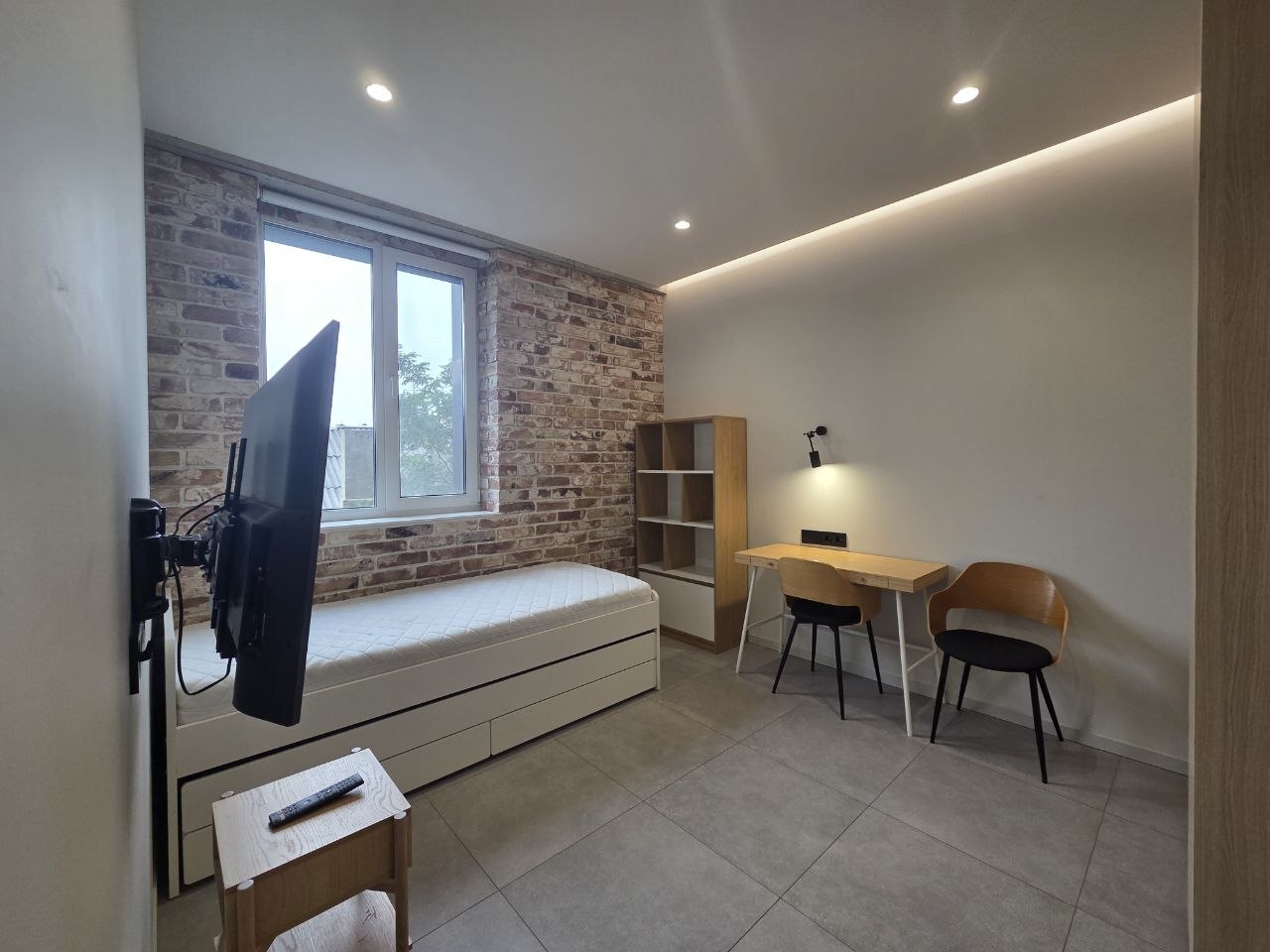 Аренда 4-комнатной квартиры 114 м², Сечевых Стрельцов ул.