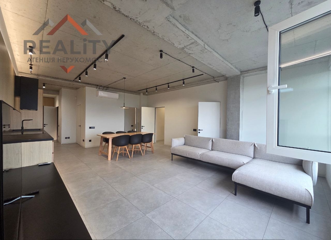 Аренда 4-комнатной квартиры 114 м², Сечевых Стрельцов ул.
