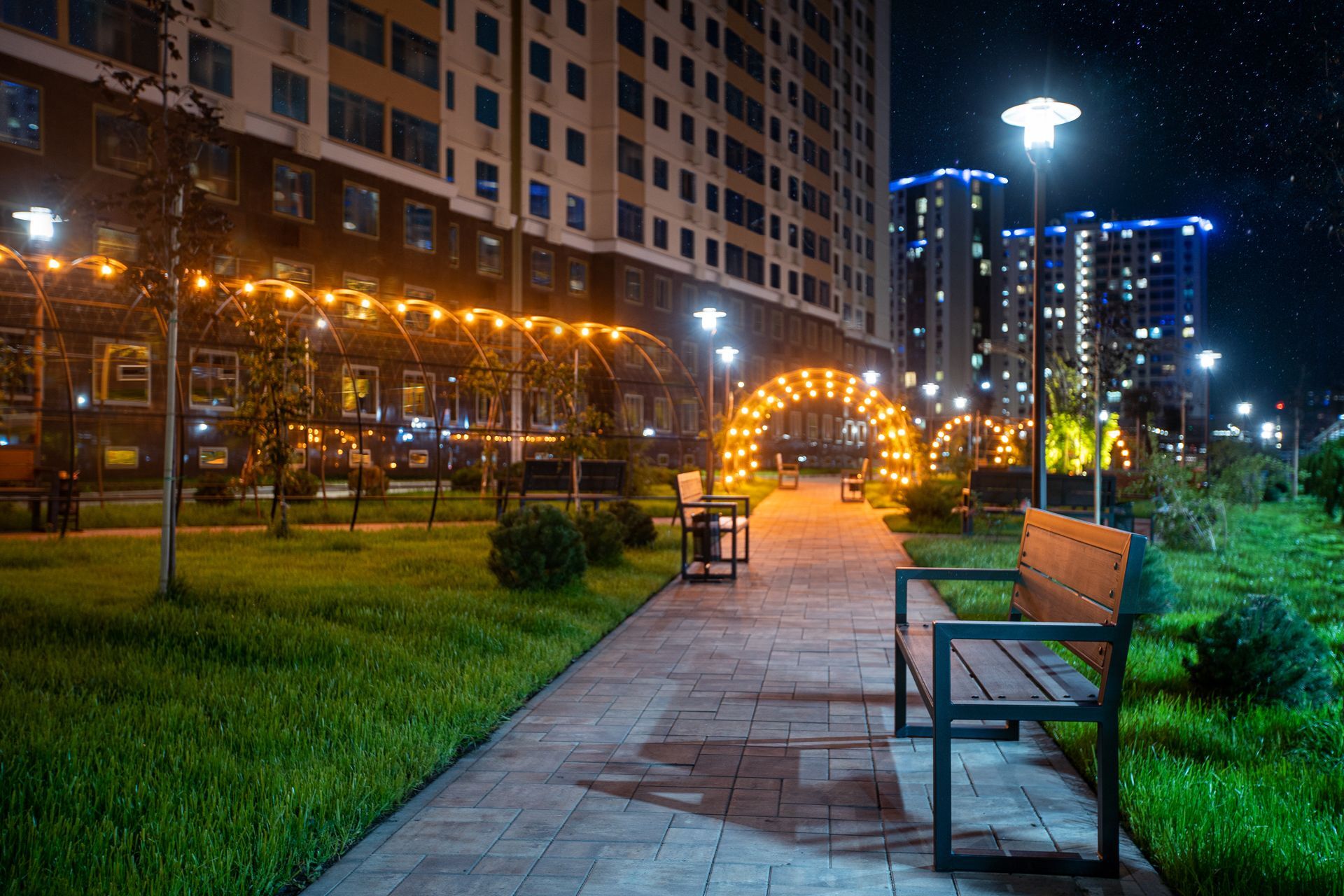Продаж 2-кімнатної квартири 61 м², Перлинна вул.