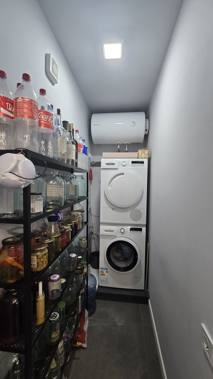 Продаж 2-кімнатної квартири 61 м², Перлинна вул.