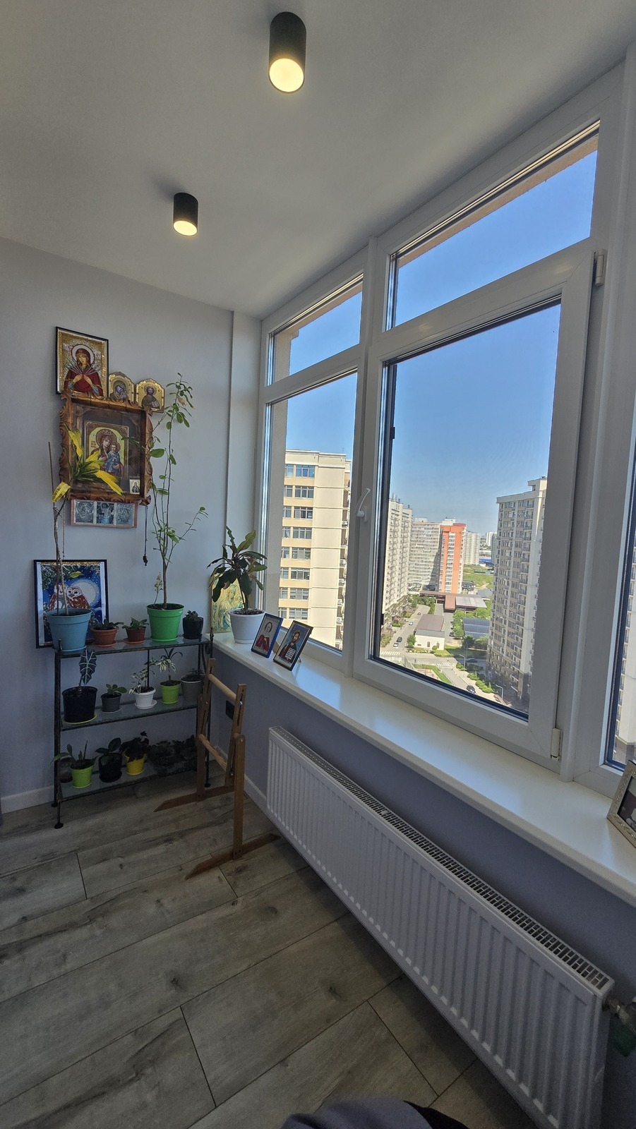 Продаж 2-кімнатної квартири 61 м², Перлинна вул.