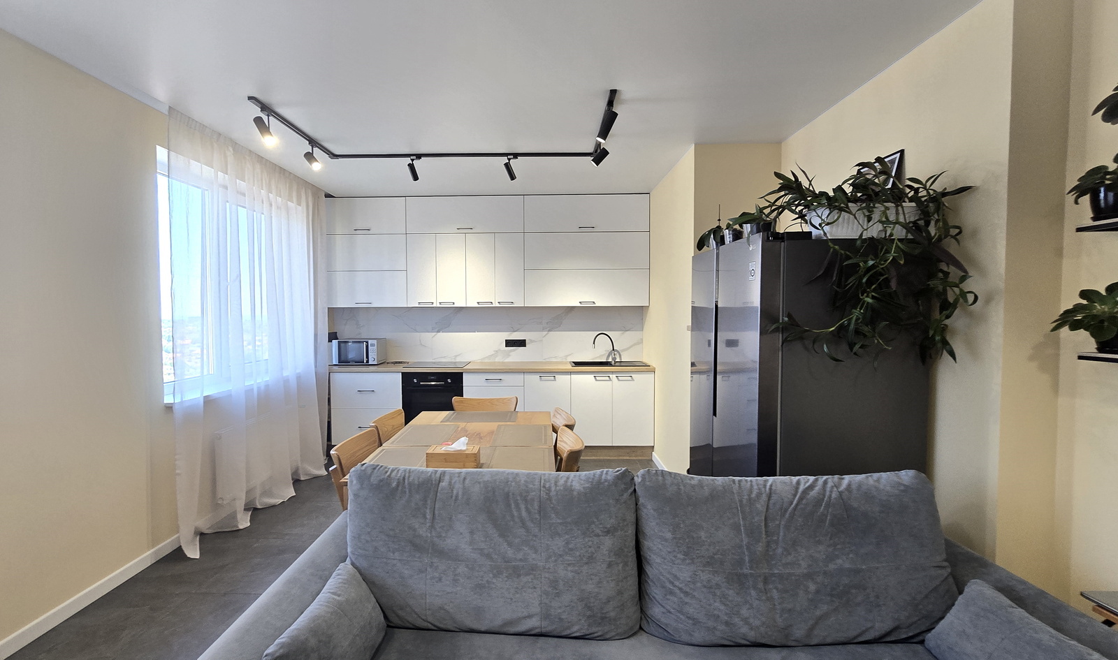 Продаж 2-кімнатної квартири 61 м², Перлинна вул.