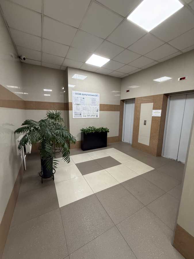 Продажа 2-комнатной квартиры 82.2 м², Депутатская ул., 23А