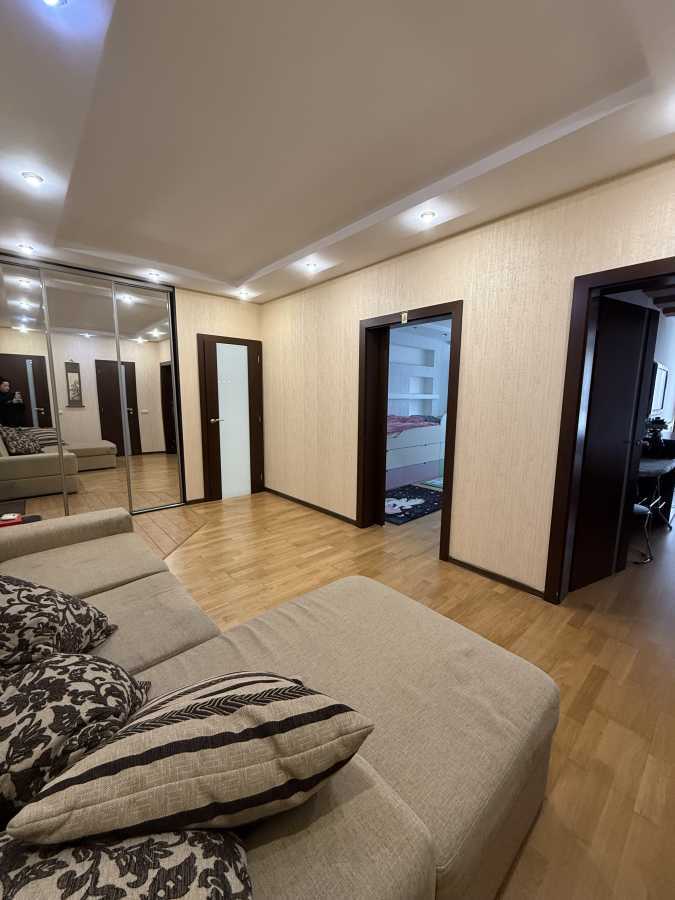 Продажа 2-комнатной квартиры 82.2 м², Депутатская ул., 23А