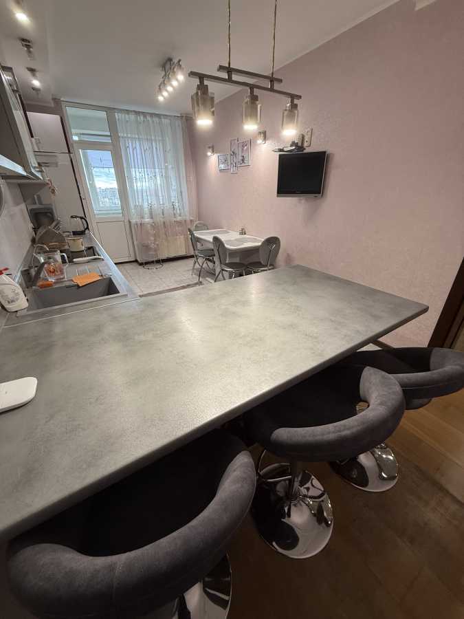 Продажа 2-комнатной квартиры 82.2 м², Депутатская ул., 23А