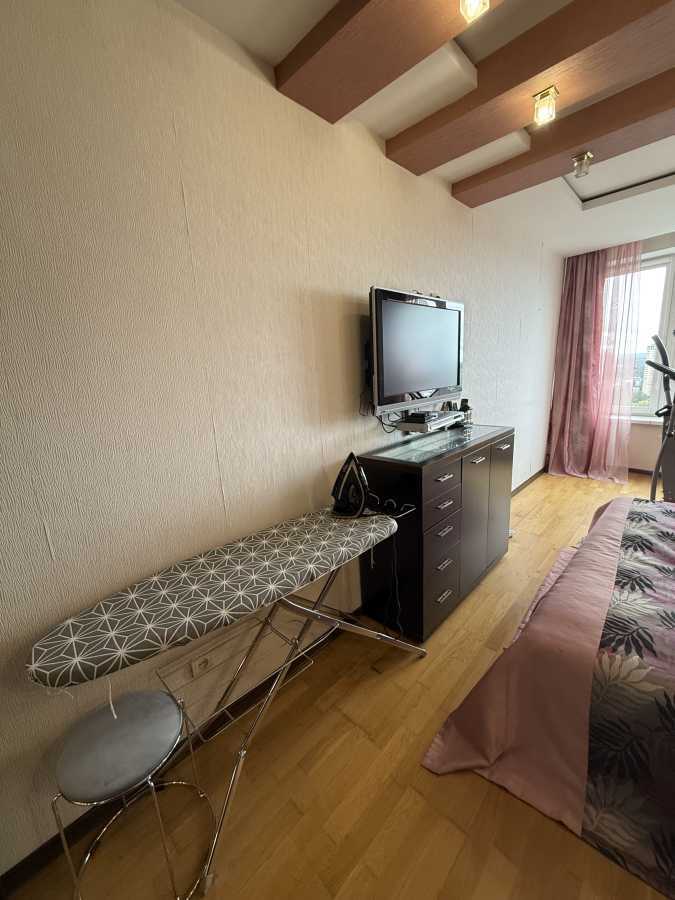 Продажа 2-комнатной квартиры 82.2 м², Депутатская ул., 23А