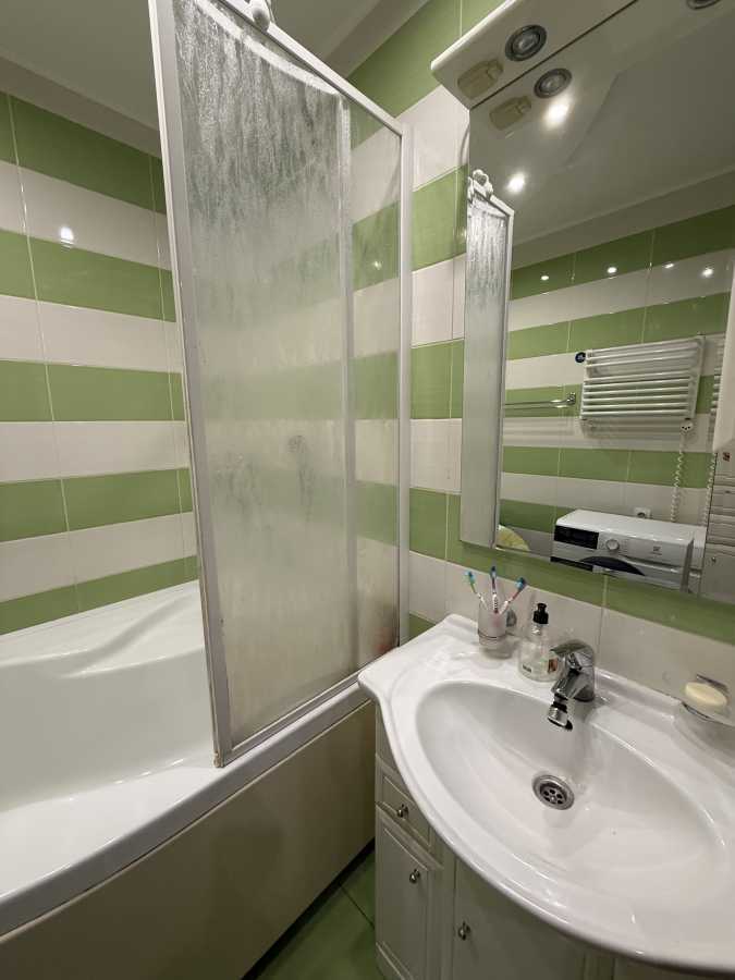 Продажа 2-комнатной квартиры 82.2 м², Депутатская ул., 23А