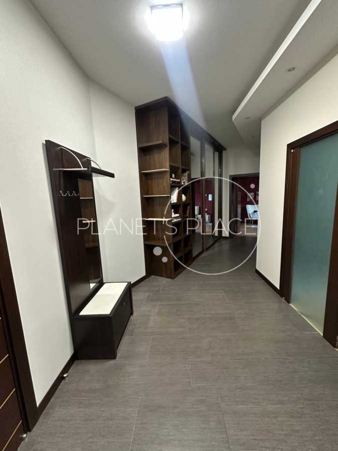 Продажа 2-комнатной квартиры 75.7 м², Вячеслава Черновола ул., 25