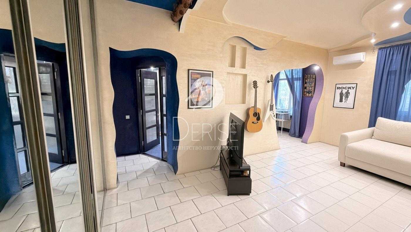 Продажа 3-комнатной квартиры 70 м², Берестейський, 75/2