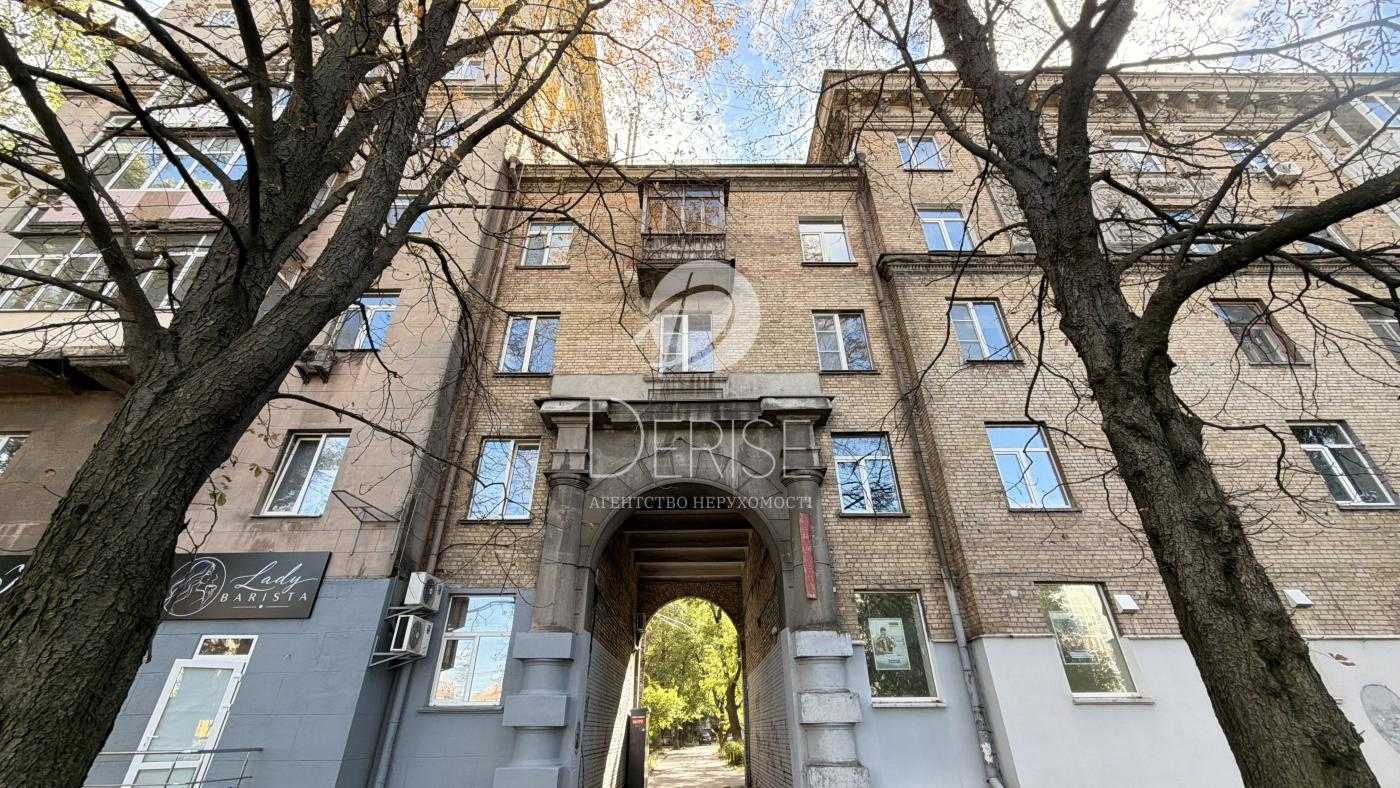 Продажа 3-комнатной квартиры 70 м², Берестейський, 75/2