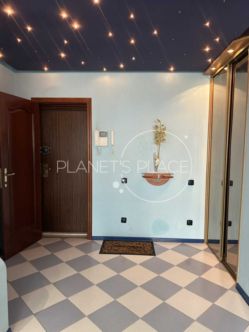 Продажа 3-комнатной квартиры 82 м², Ивана Улитина ул., Пулюя, 1