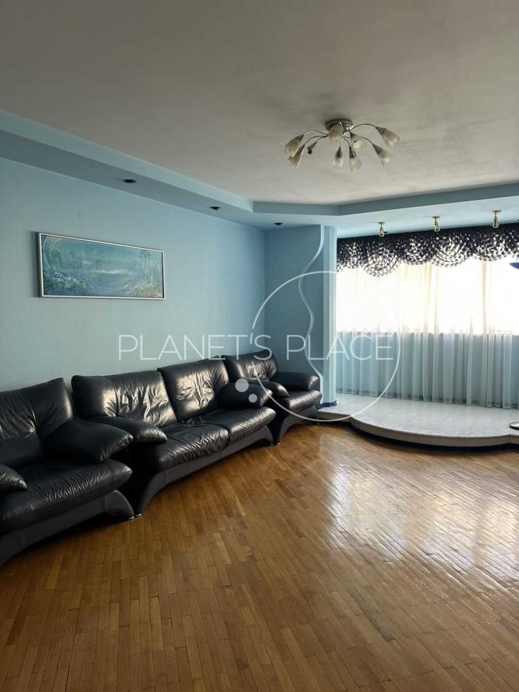 Продажа 3-комнатной квартиры 82 м², Ивана Улитина ул., Пулюя, 1