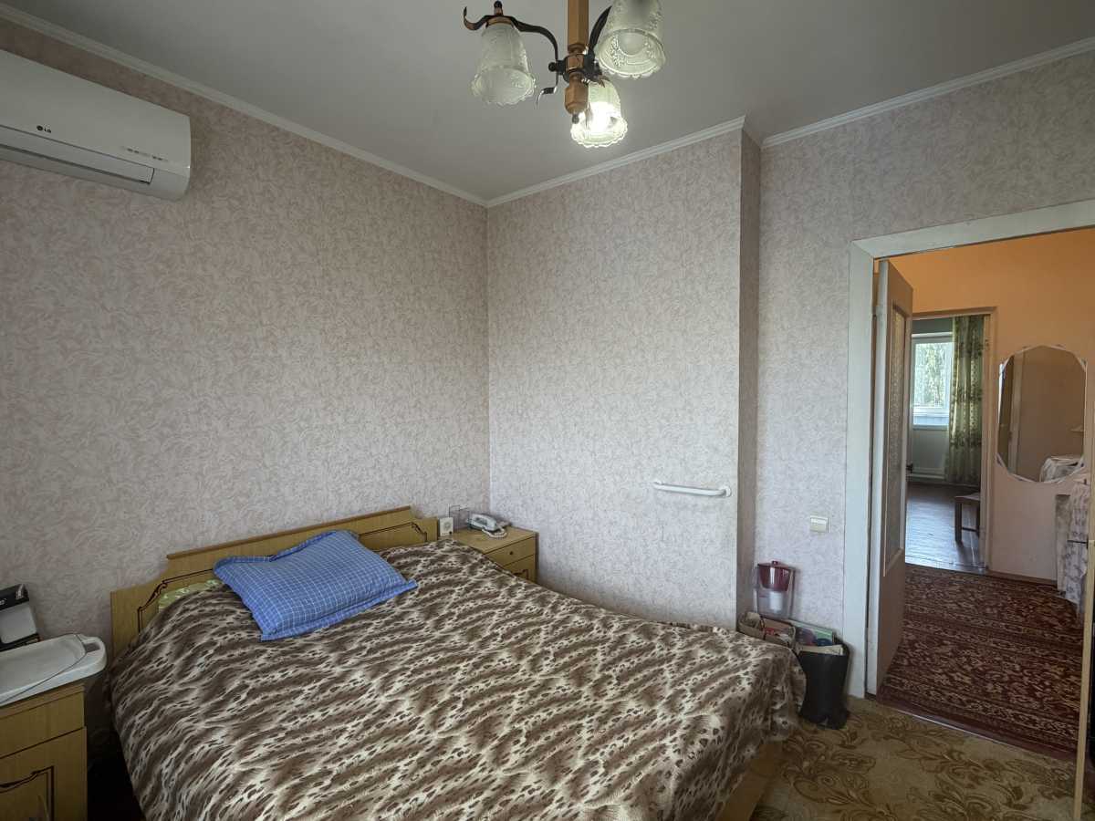 Продажа 3-комнатной квартиры 70 м², Здолбуновская ул., 7А