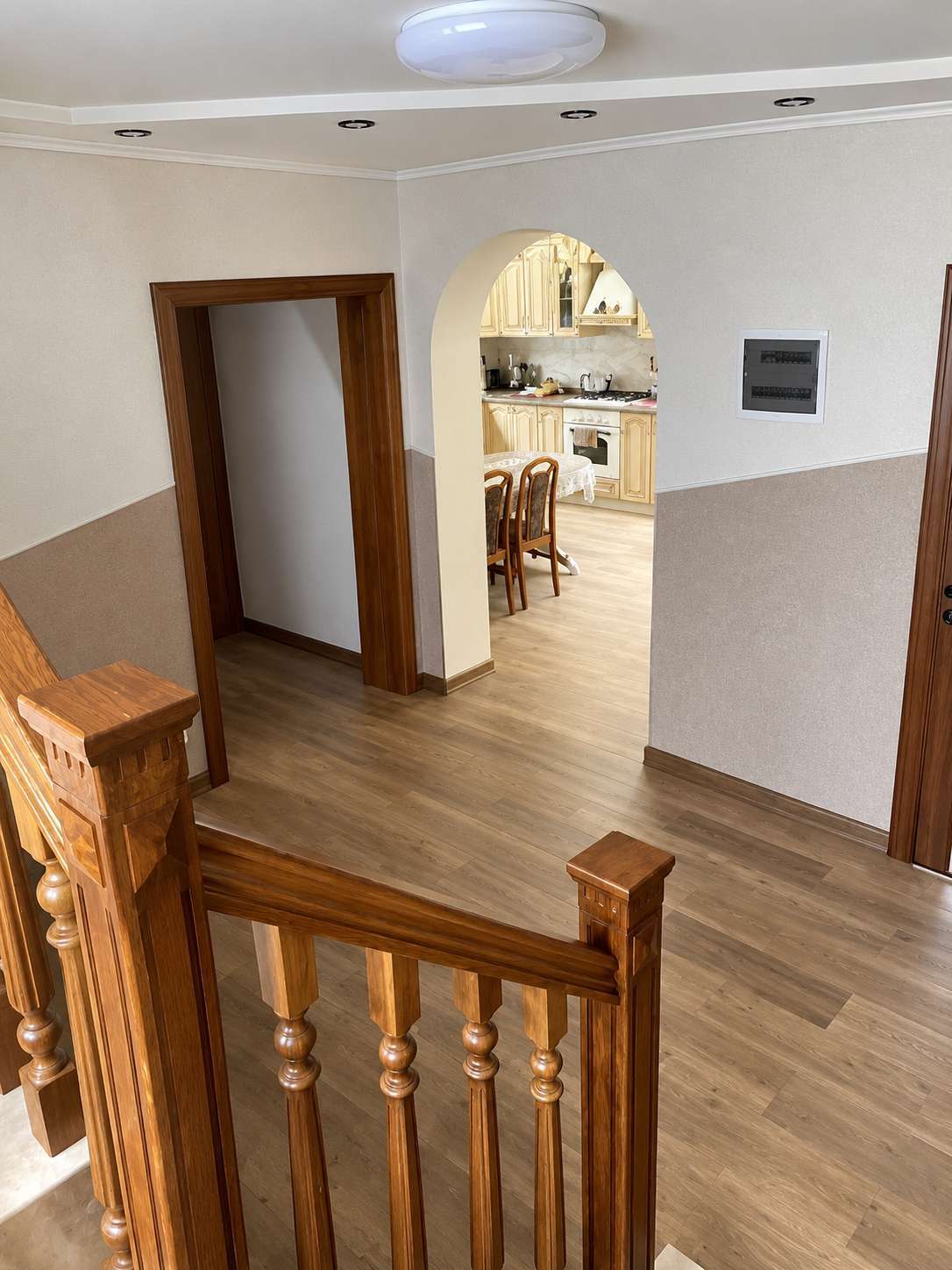 Продаж будинку 225 м², Затишна 4