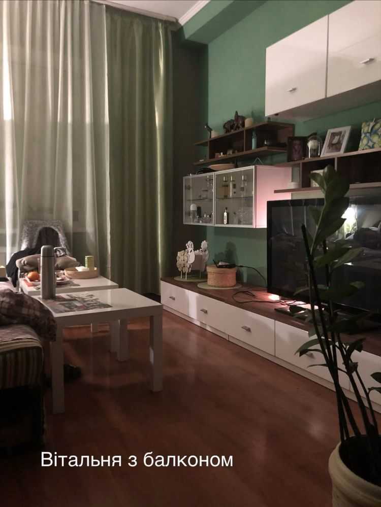 Продажа 3-комнатной квартиры 60 м², Большая Васильковская ул., 112