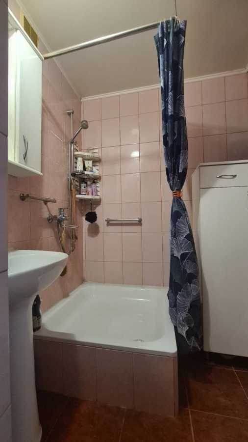 Продажа 3-комнатной квартиры 62 м², Бехтерева ул., 2