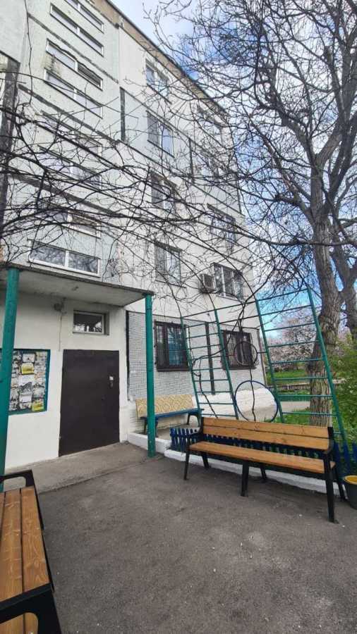 Продажа 3-комнатной квартиры 62 м², Бехтерева ул., 2