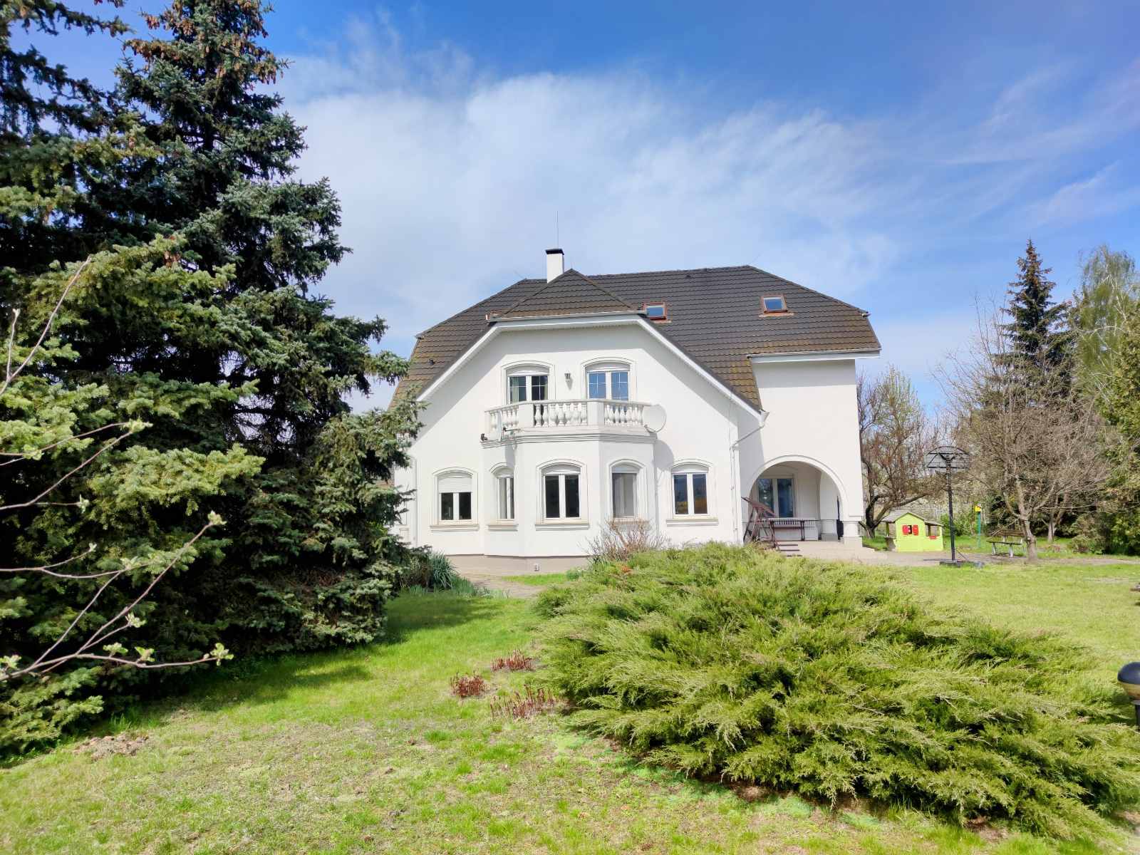Продажа дома 350 м²