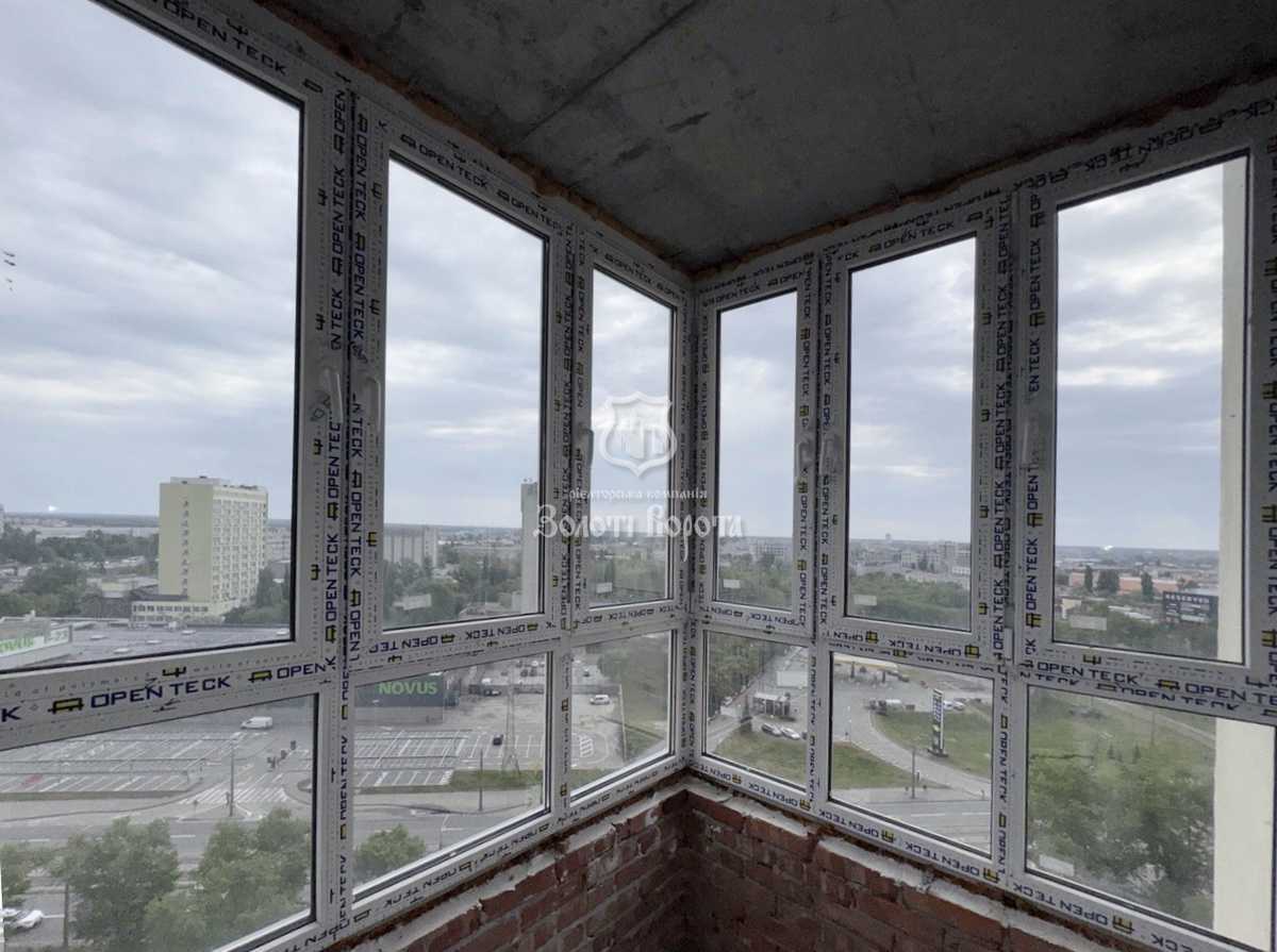 Продажа 2-комнатной квартиры 75.2 м², Краковская ул., 27