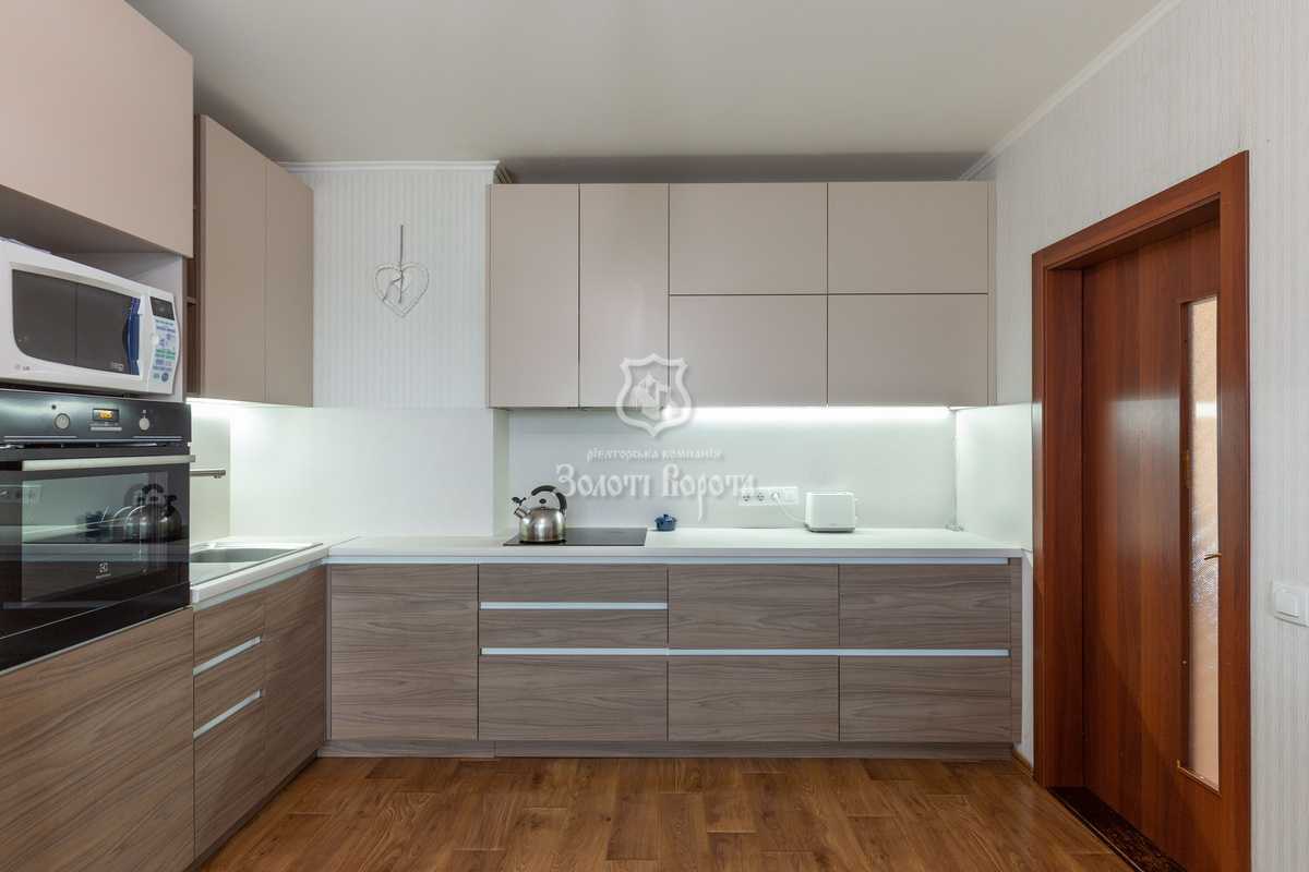 Продажа 2-комнатной квартиры 77.8 м², Балтийский пер., 5