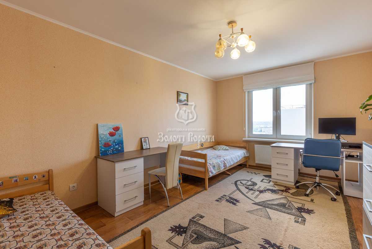 Продажа 2-комнатной квартиры 77.8 м², Балтийский пер., 5